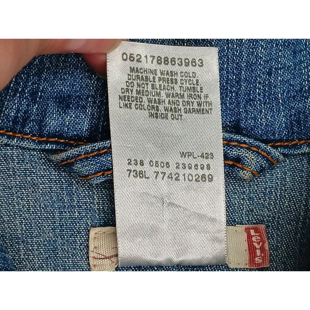 Levis Womens XL Cropped Blue Denim Trucker Jean Jacket Copper Buttons Boxy - Picture 10 of 11